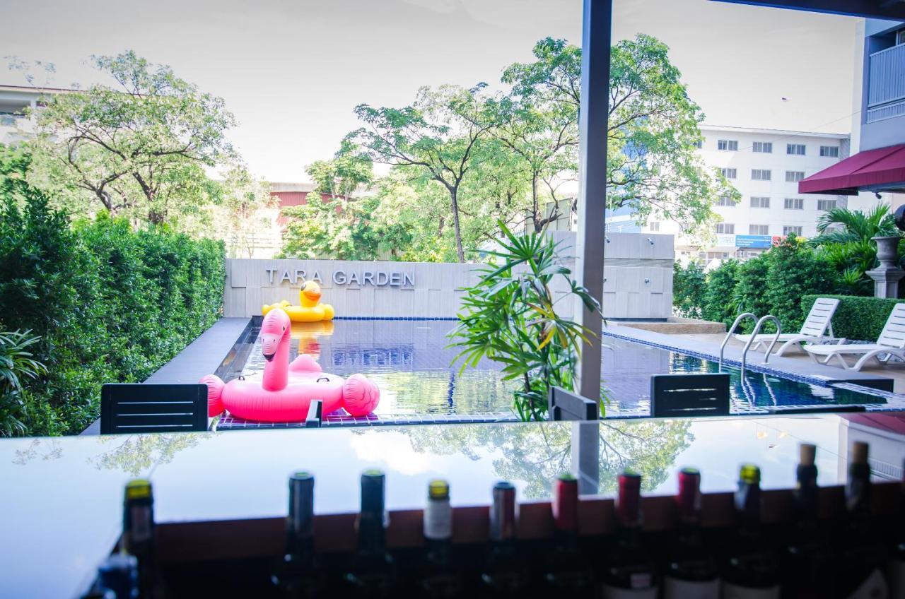 Tara Garden Hotel Bangkok Buitenkant foto