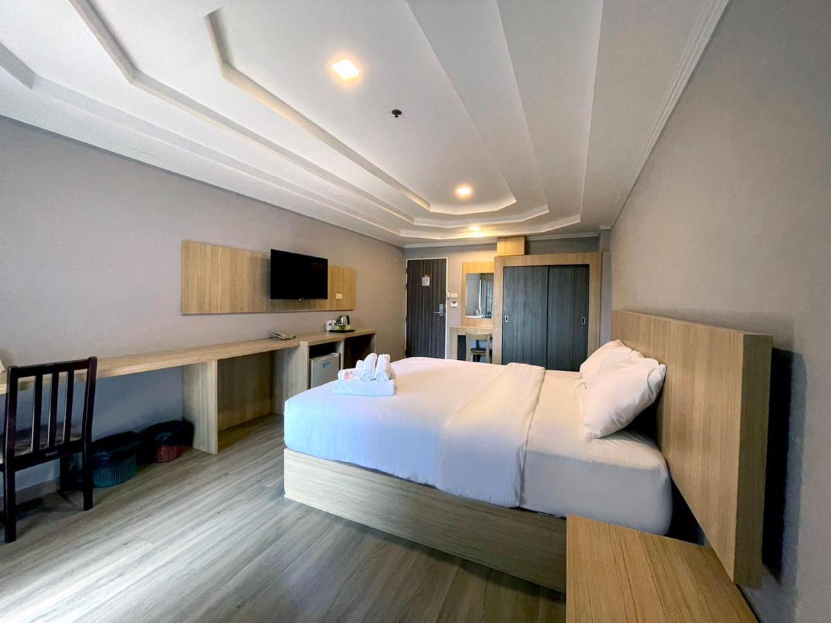 Tara Garden Hotel Bangkok Buitenkant foto