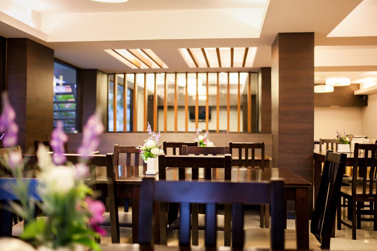 Tara Garden Hotel Bangkok Buitenkant foto