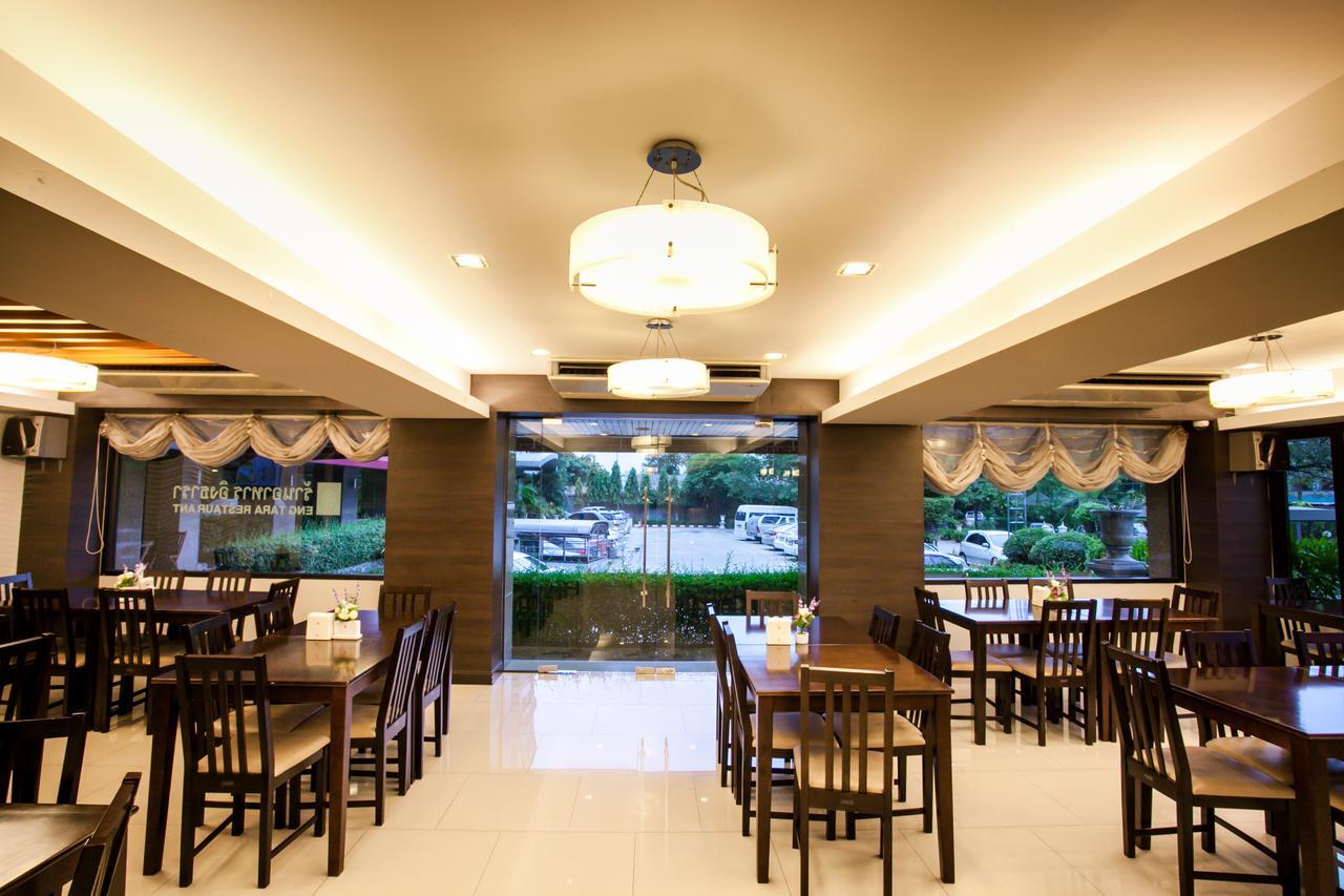 Tara Garden Hotel Bangkok Buitenkant foto