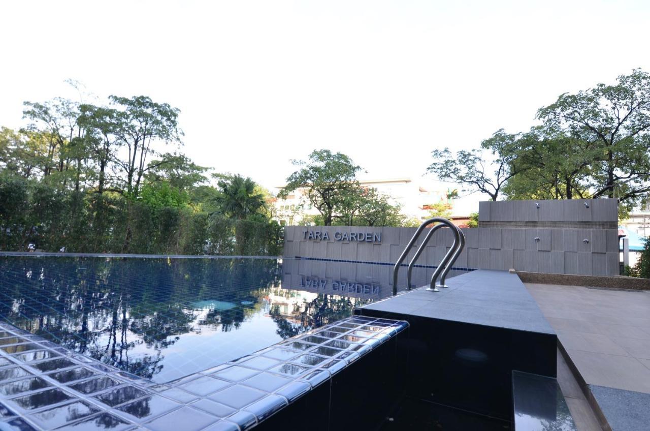 Tara Garden Hotel Bangkok Buitenkant foto