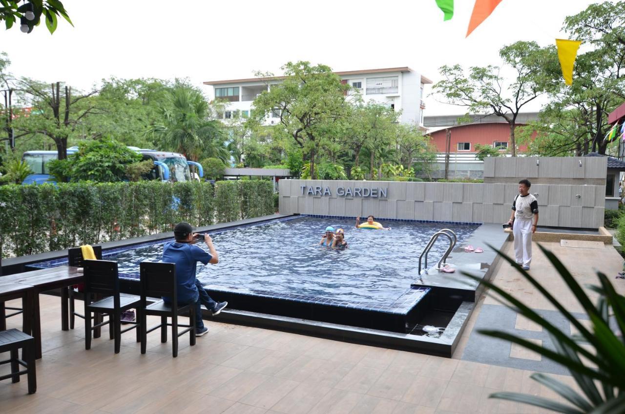 Tara Garden Hotel Bangkok Buitenkant foto